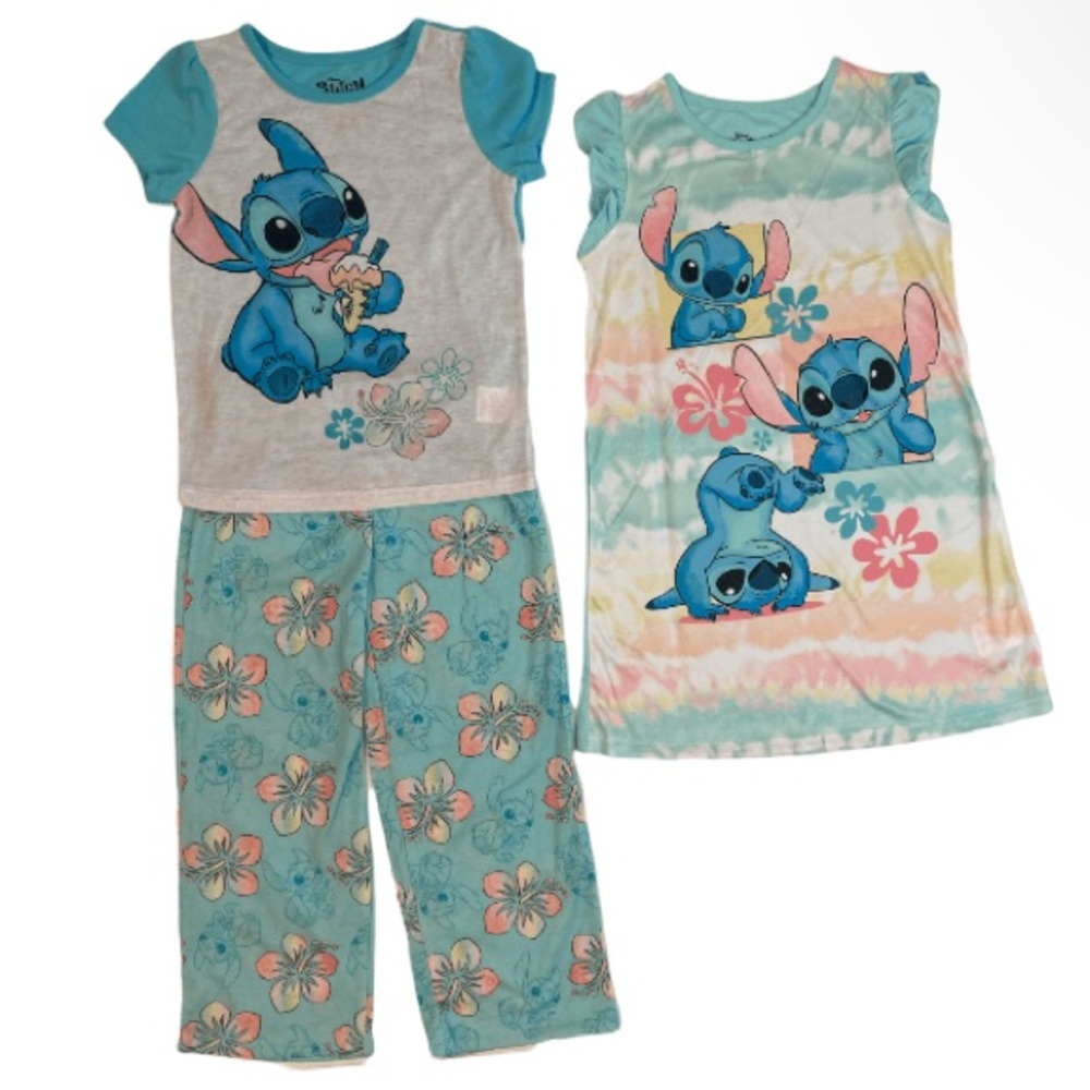 ‼️CLEARANCE‼️ Disney’s Stitch 3pc Girls Pajama Set